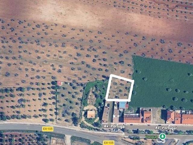 Terreno en Venta en Avenida Portugal, 90 en Torre de Miguel Sesmero
