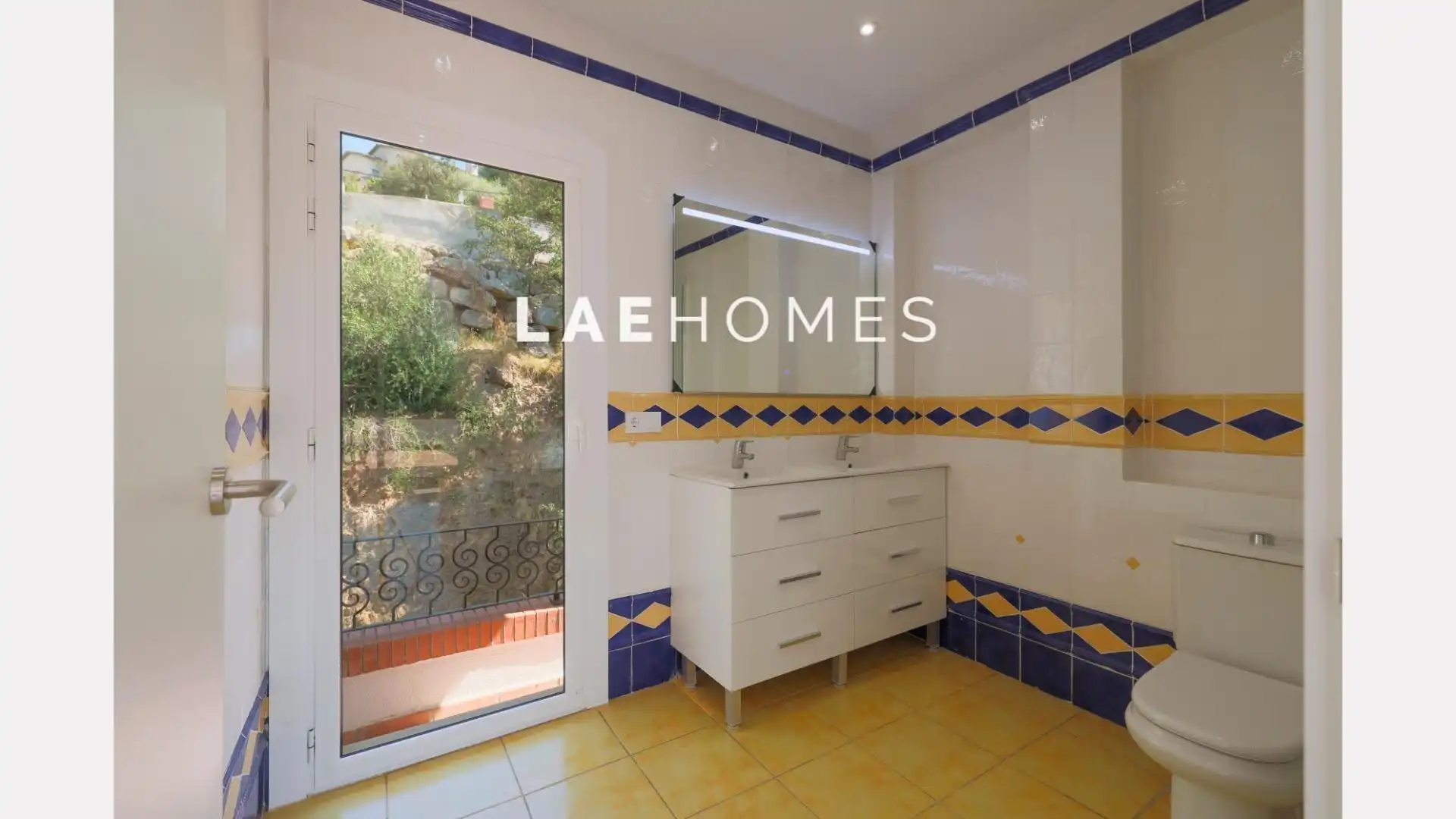 Haus oder Chalet zur Miete in Carrer BEETHOVEN (C.COLL), Corbera de Llobregat