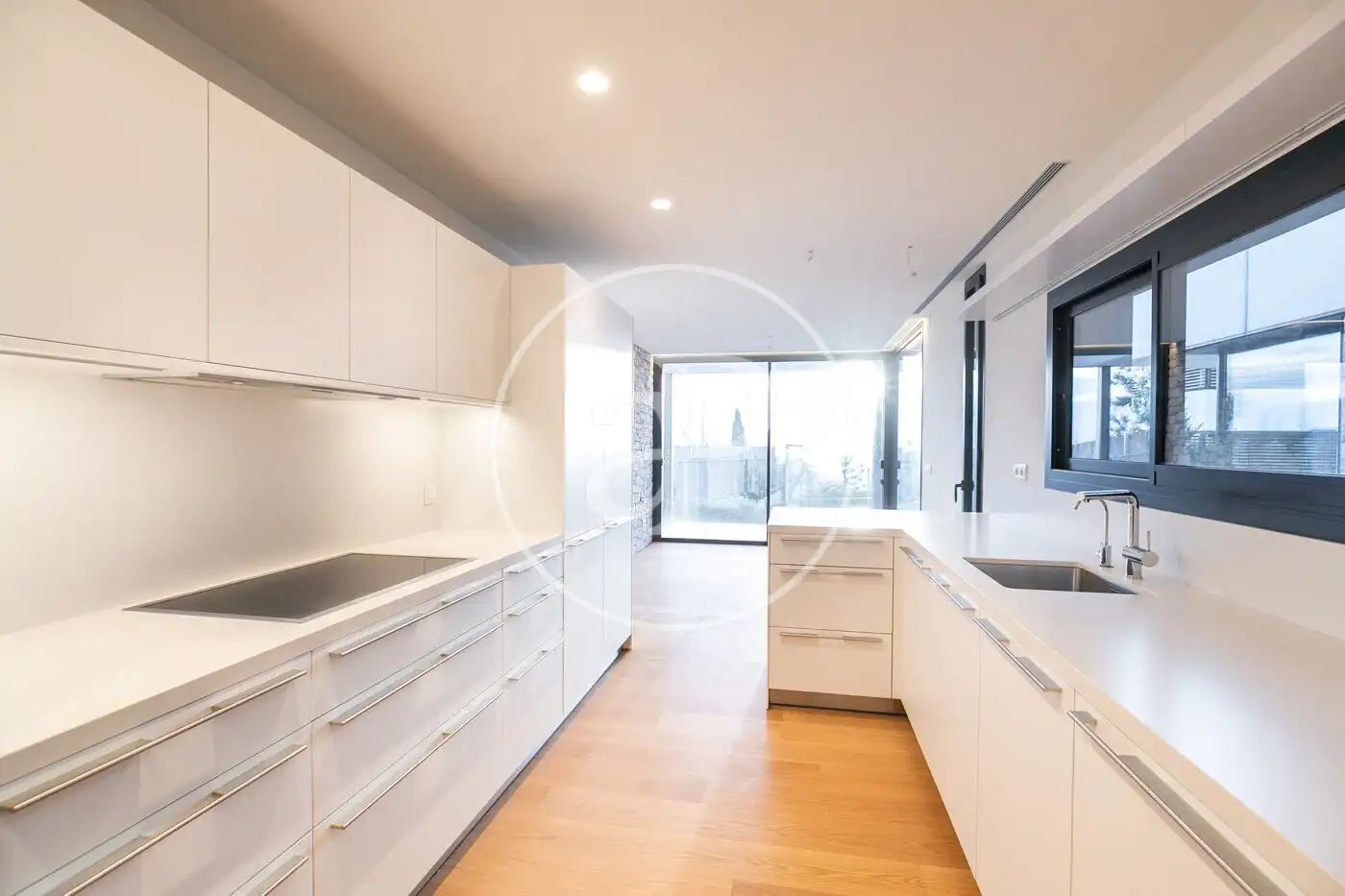 Kitchen of Flat for rent in Barcelona  with Air Conditioner, Heating and Private garden