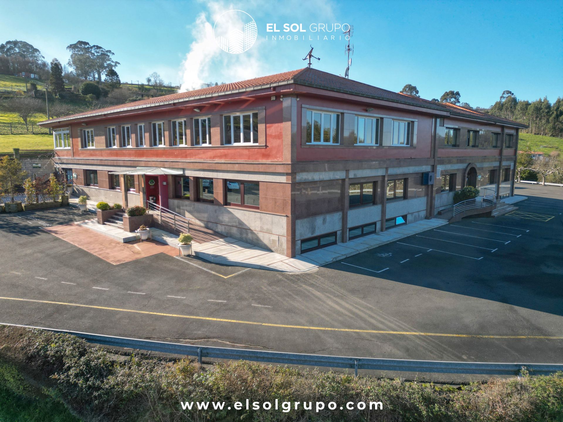 Exterior view of Building for sale in Villaviciosa
