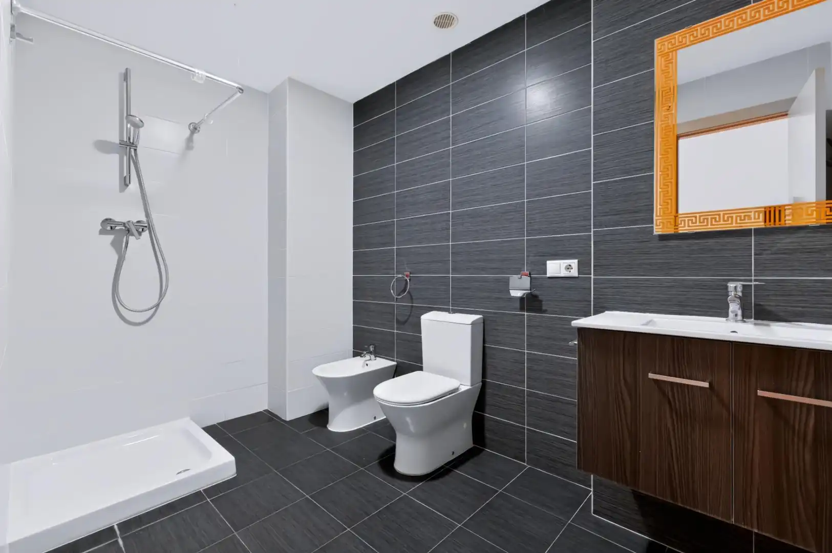 Baño de Piso en venta en Aldaia con Trastero