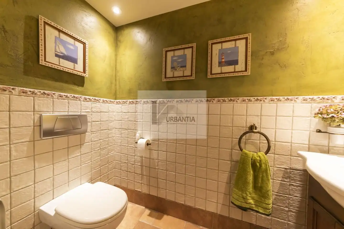 Baño de Casa o chalet en venta en Cizur con Calefacción, Jardín privado y Parquet