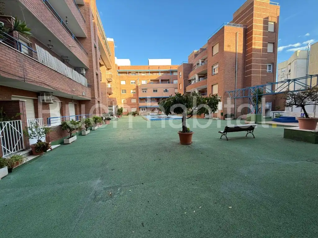 Flat with terrace for sale in Calle Pont (Del) 50, imagen 10