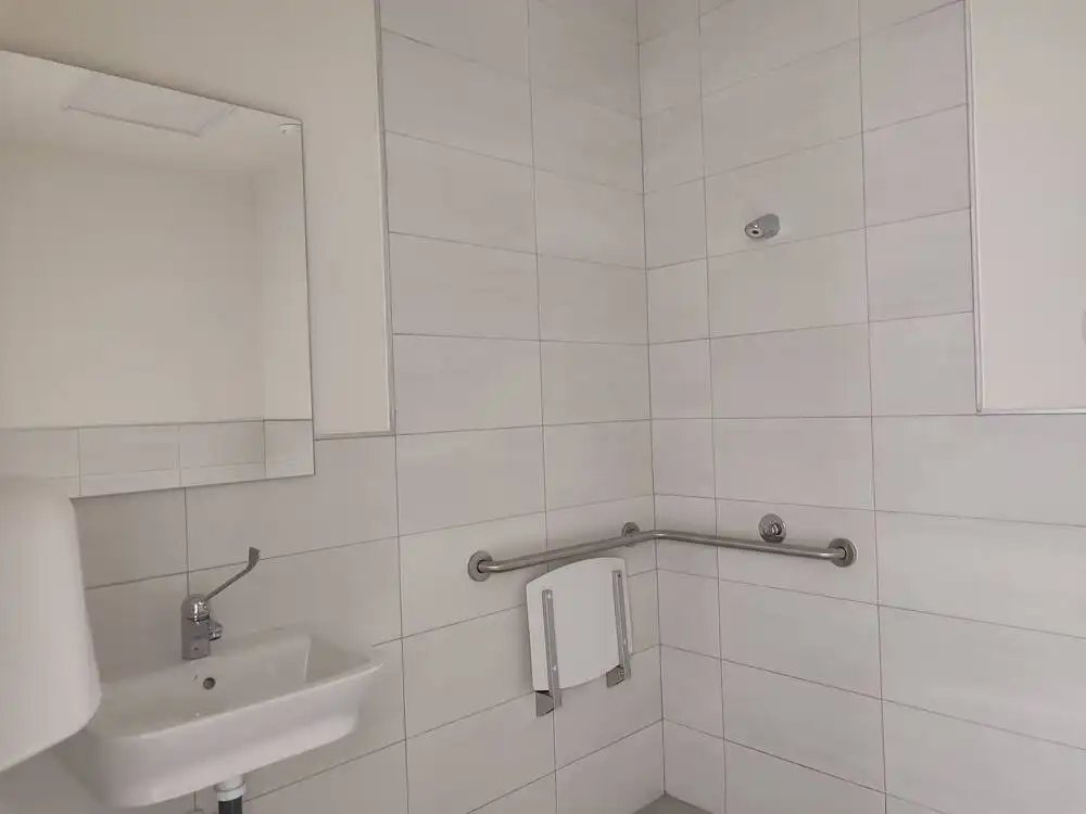 Bathroom of Industrial buildings for rent in Azuqueca de Henares
