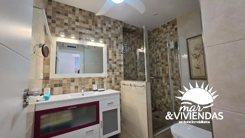 Baño de Piso en venta en Vera con Aire acondicionado, Calefacción y Terraza