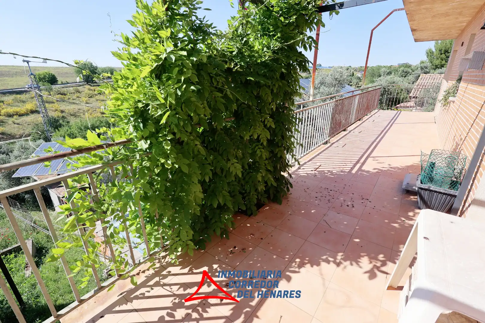 Terrassa de Finca rústica en venda en Mejorada del Campo amb Aire condicionat, Calefacció i Jardí privat