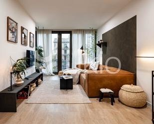Sala d'estar de Apartament de lloguer en  Barcelona Capital amb Aire condicionat, Calefacció i Moblat