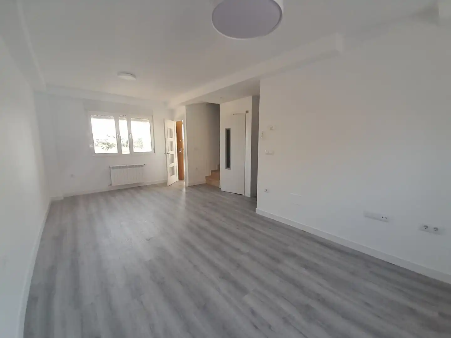Sala d'estar de Casa o xalet en venda en Puertollano amb Calefacció, Terrassa i Traster