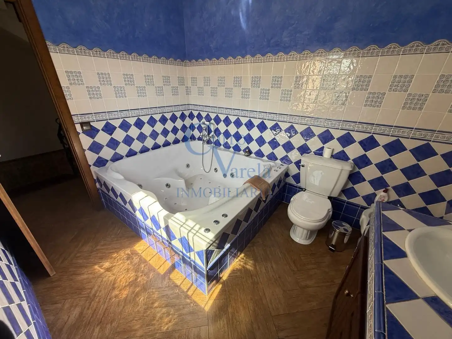Badezimmer von Haus oder Chalet zum Verkauf in Dos Hermanas mit Klimaanlage, Heizung und Abstellraum