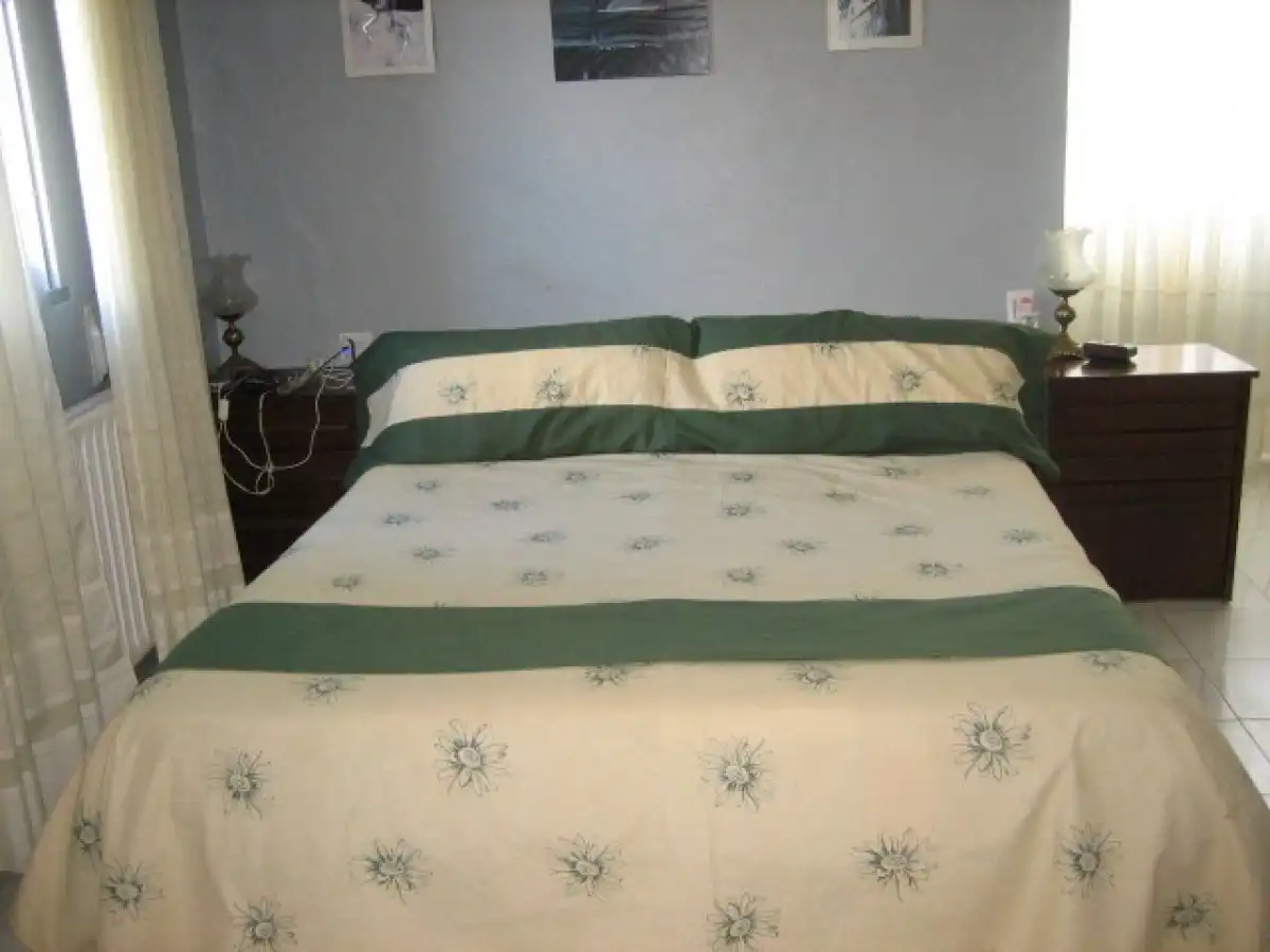Casa en venda a Cacabelos, imagen 2