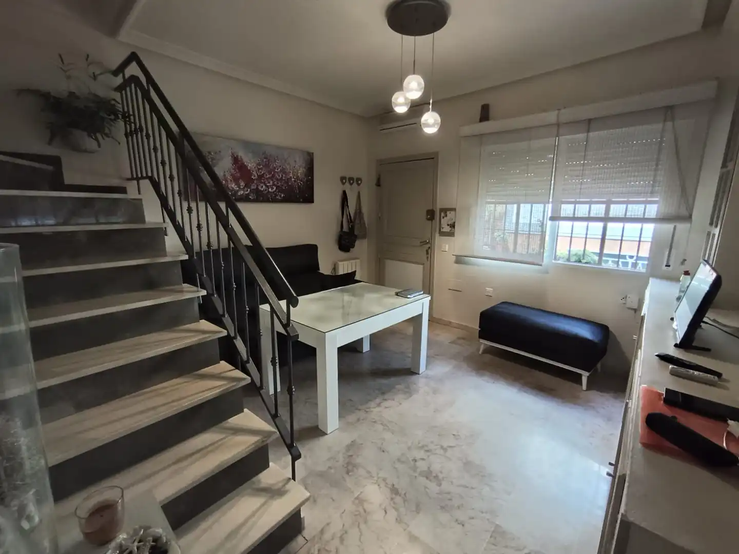 Detached homes for sale in Jaén  with Air Conditioner, Terrace and Furnished