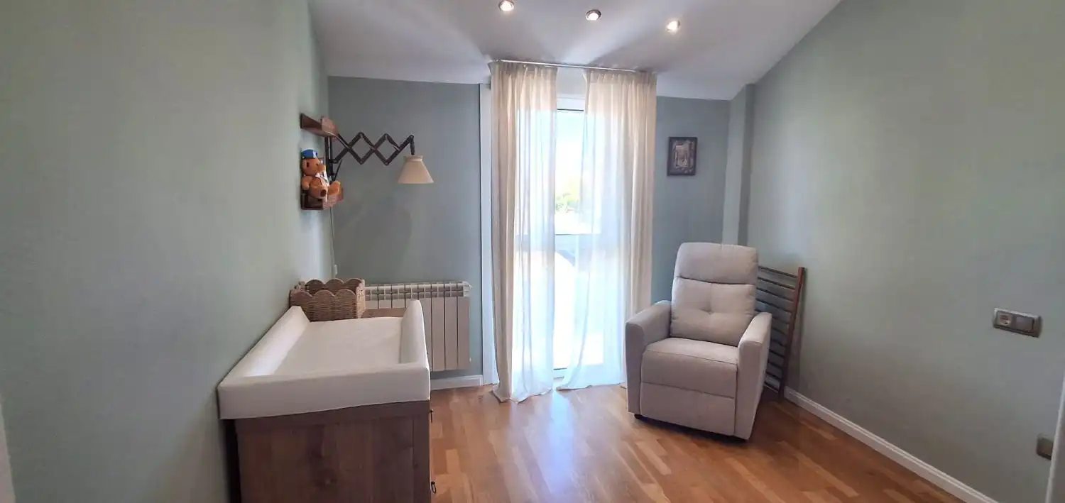 Dormitori de Dúplex en venda en Arroyo de la Encomienda amb Calefacció, Parquet i Terrassa