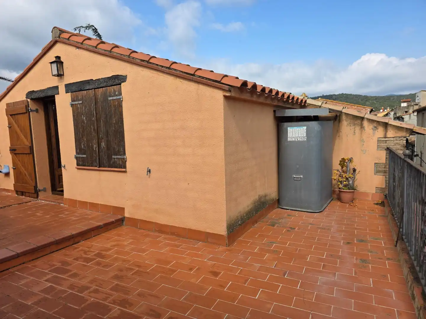 Vista exterior de Casa adosada en venta en Darnius con Calefacción, Terraza y Trastero