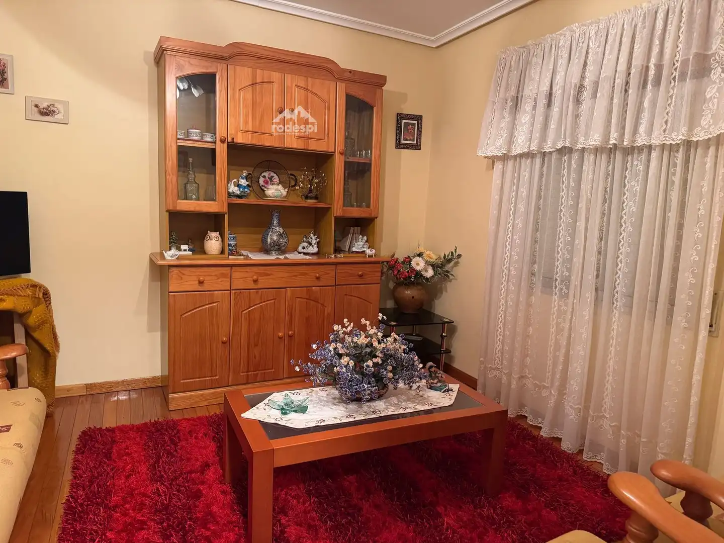 Sala de estar de Casa o chalet en venta en A Teixeira  con Trastero y Amueblado
