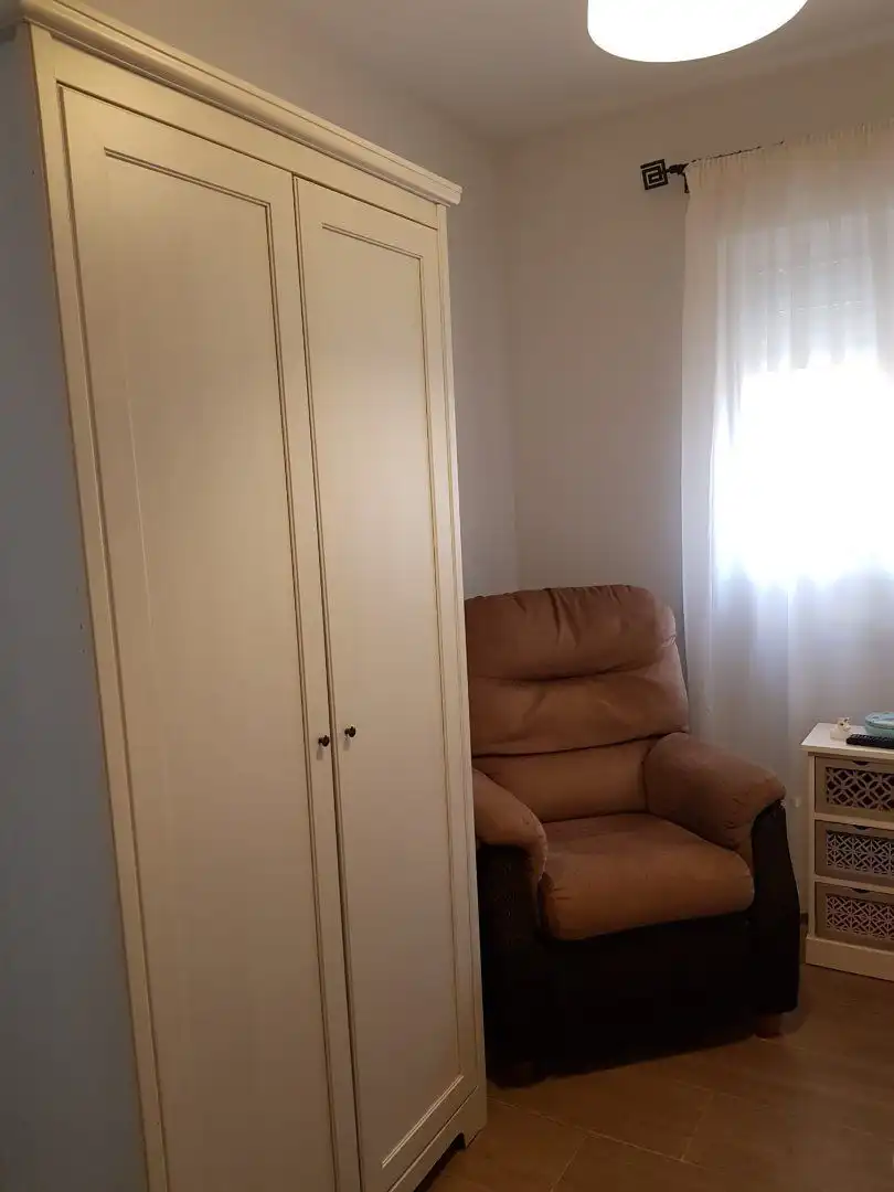 Habitación de Piso de alquiler en Algeciras con Amueblado