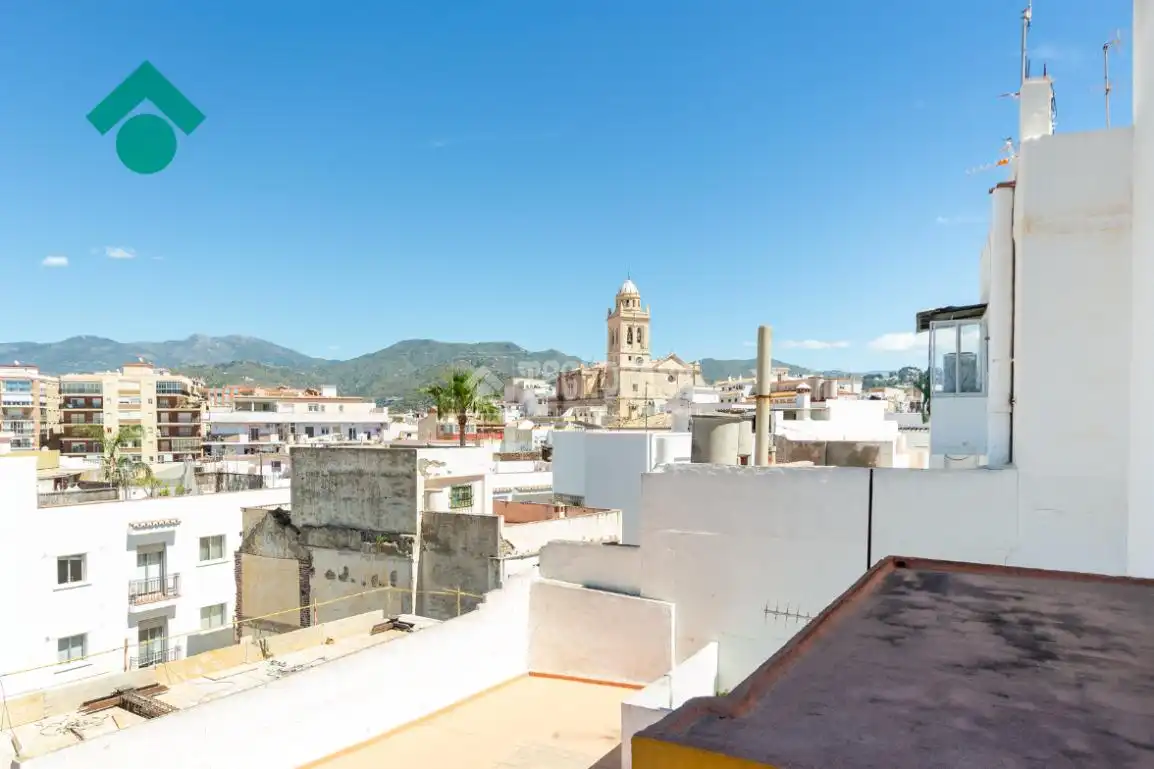 Casa adosada en venta en Almuñecar Centro