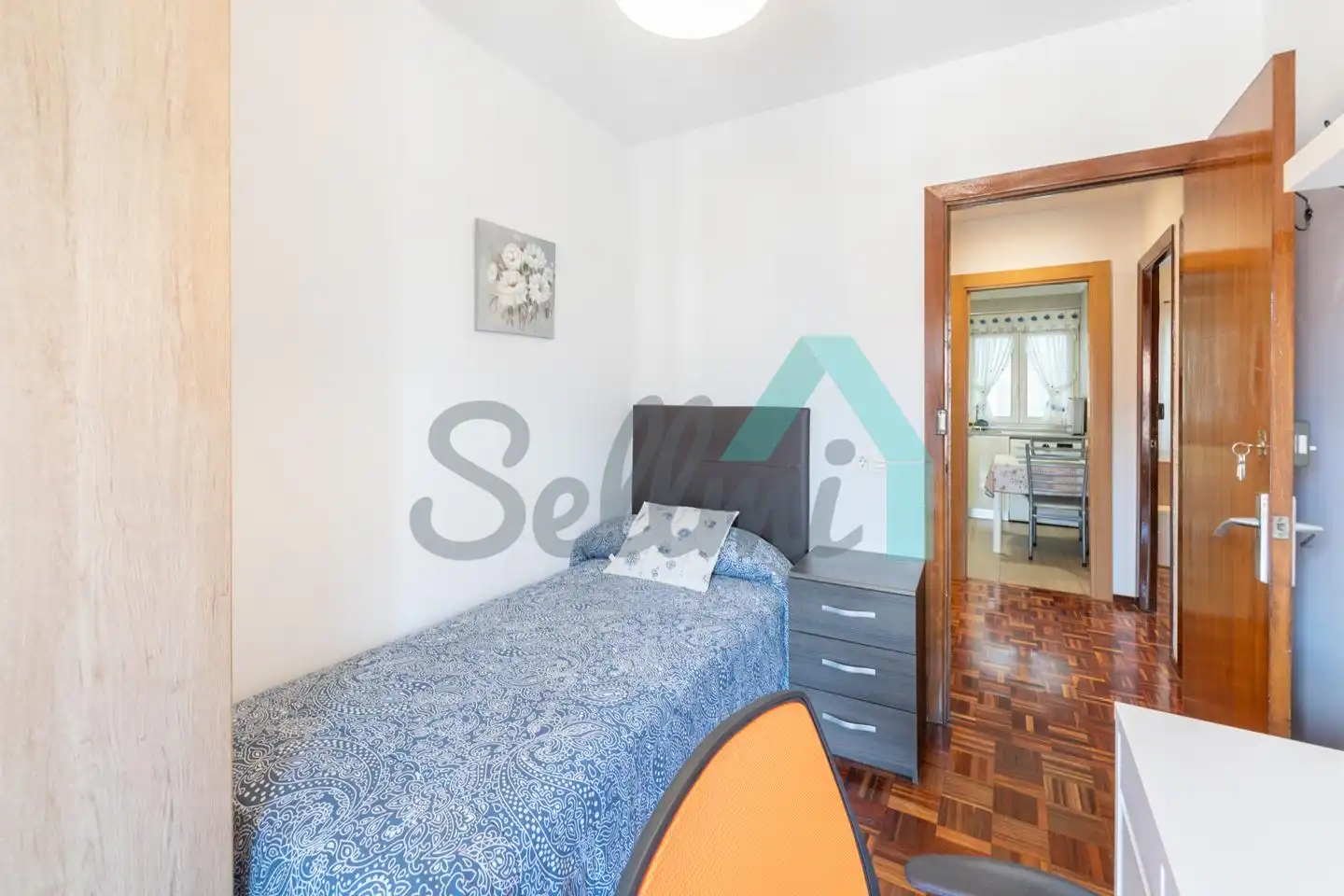 Room in Paz, El Cristo