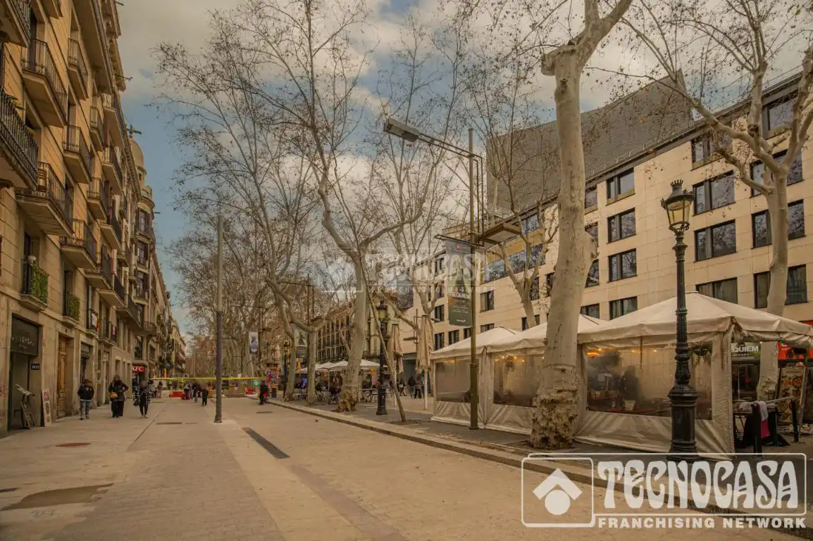 Exterior view of Flat for sale in Barcelona  with Balcony