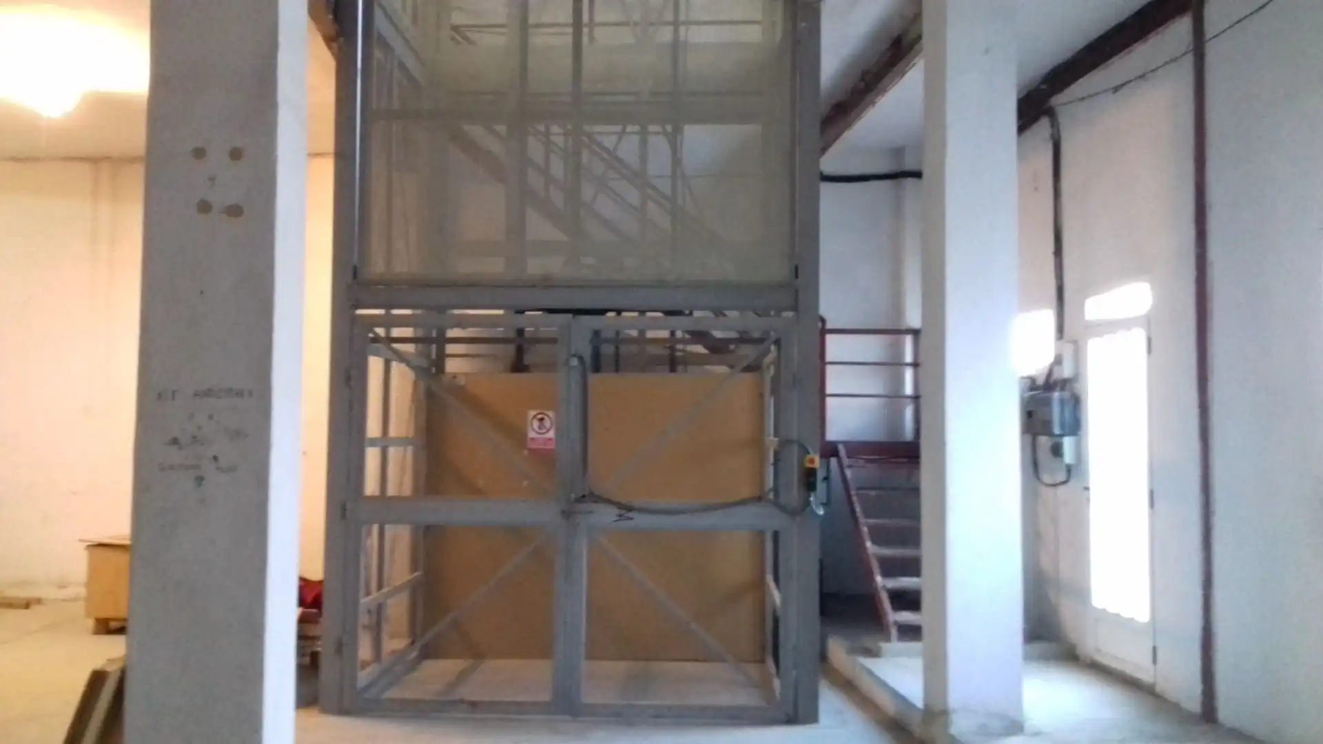 Nave industrial en venta en Calle Alcalde José Puertes, 30, Alfafar