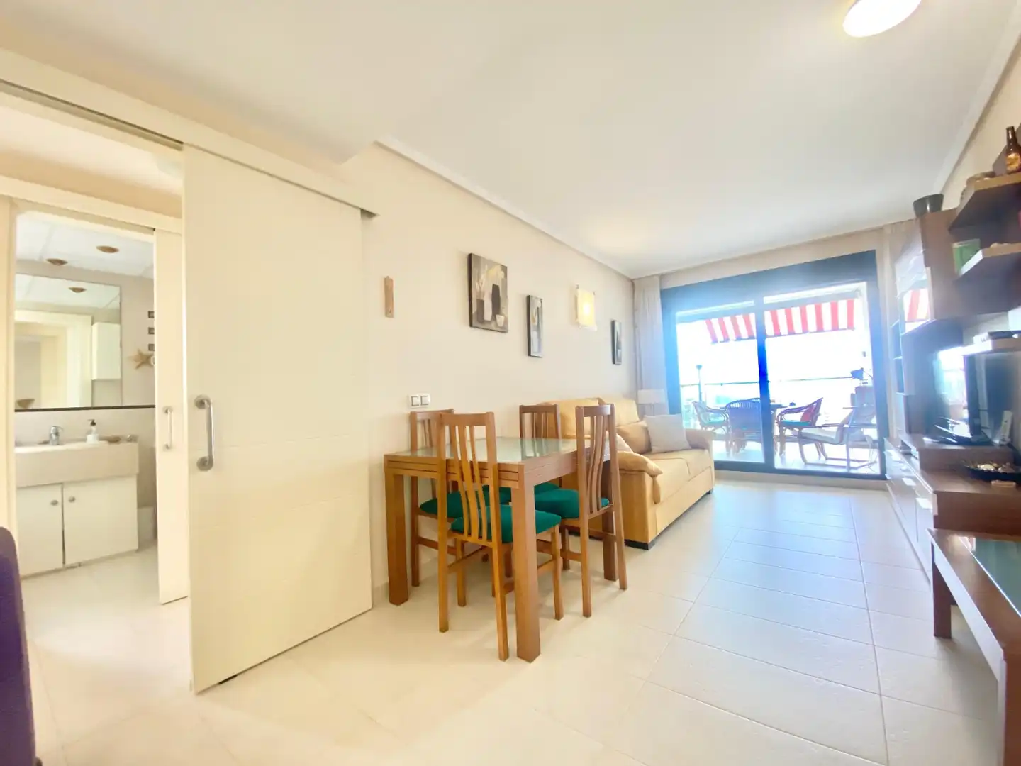 Comedor de Apartamento de alquiler en Benidorm con Aire acondicionado, Calefacción y Terraza
