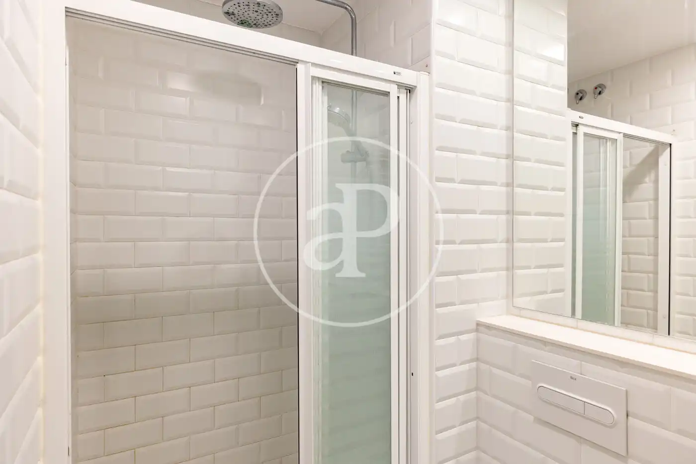 Baño de Piso en venta en Barcelona con Aire acondicionado y Calefacción