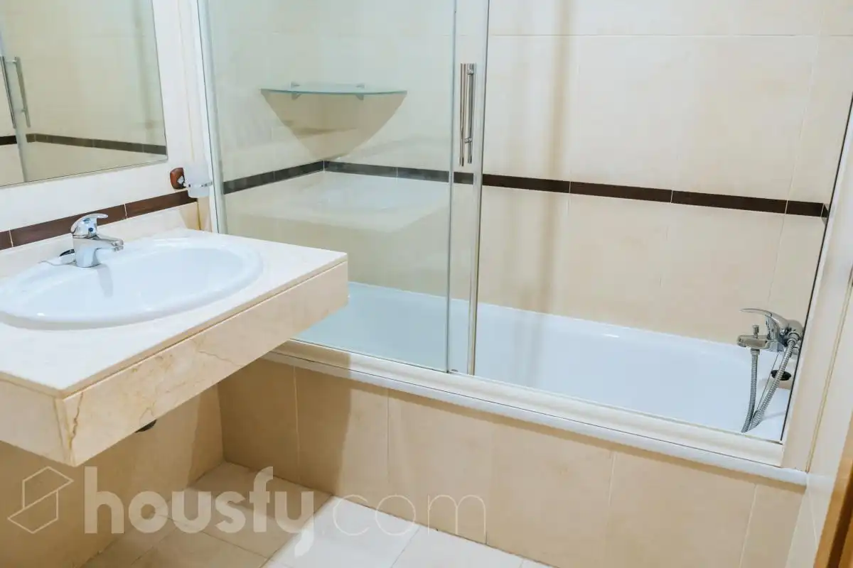 Wohnung zur Miete in Avenida de la Osa Menor, Sur - PAU 4