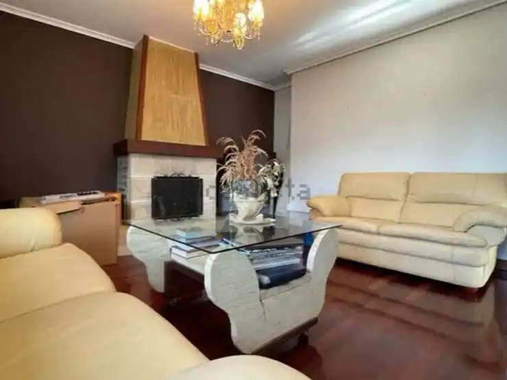 Sala de estar de Casa o chalet en venta en Bárcena de Pie de Concha con Jardín privado, Parquet y Trastero