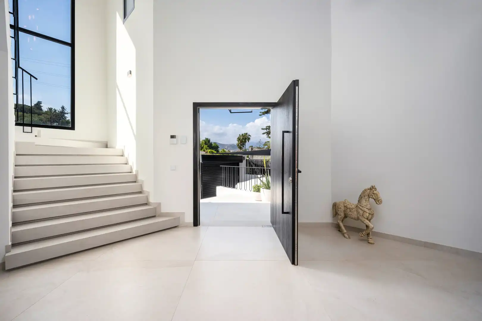 Maison avec terrasse à vendre à Nueva Andalucía, imagen 5
