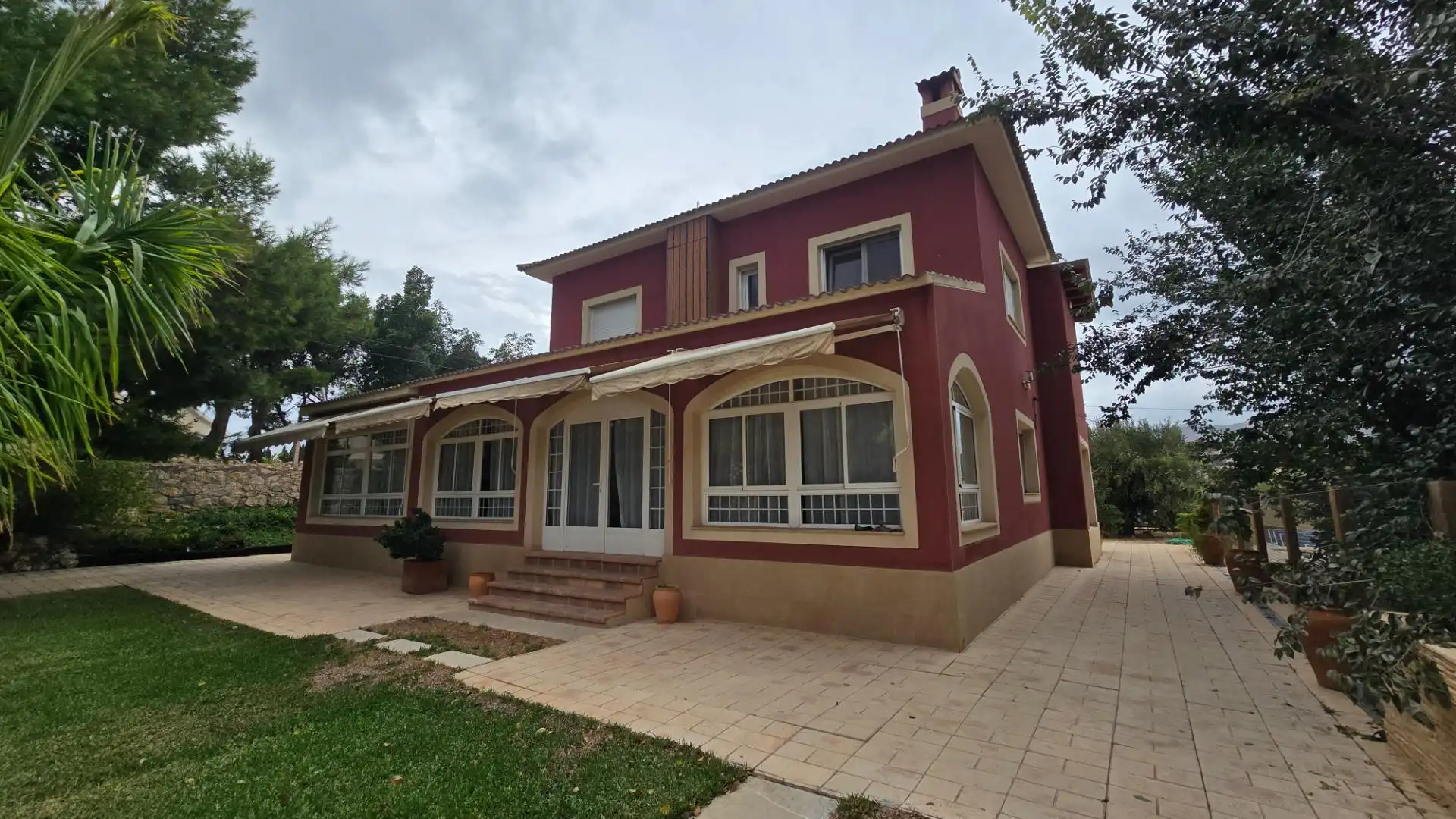 Vista exterior de Casa o chalet en venta en Partidas de Alicante