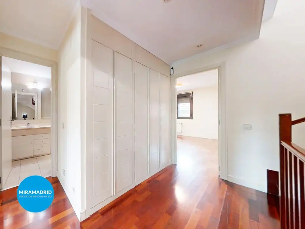 Casa adosada en venta en Paracuellos de Jarama con Aire acondicionado