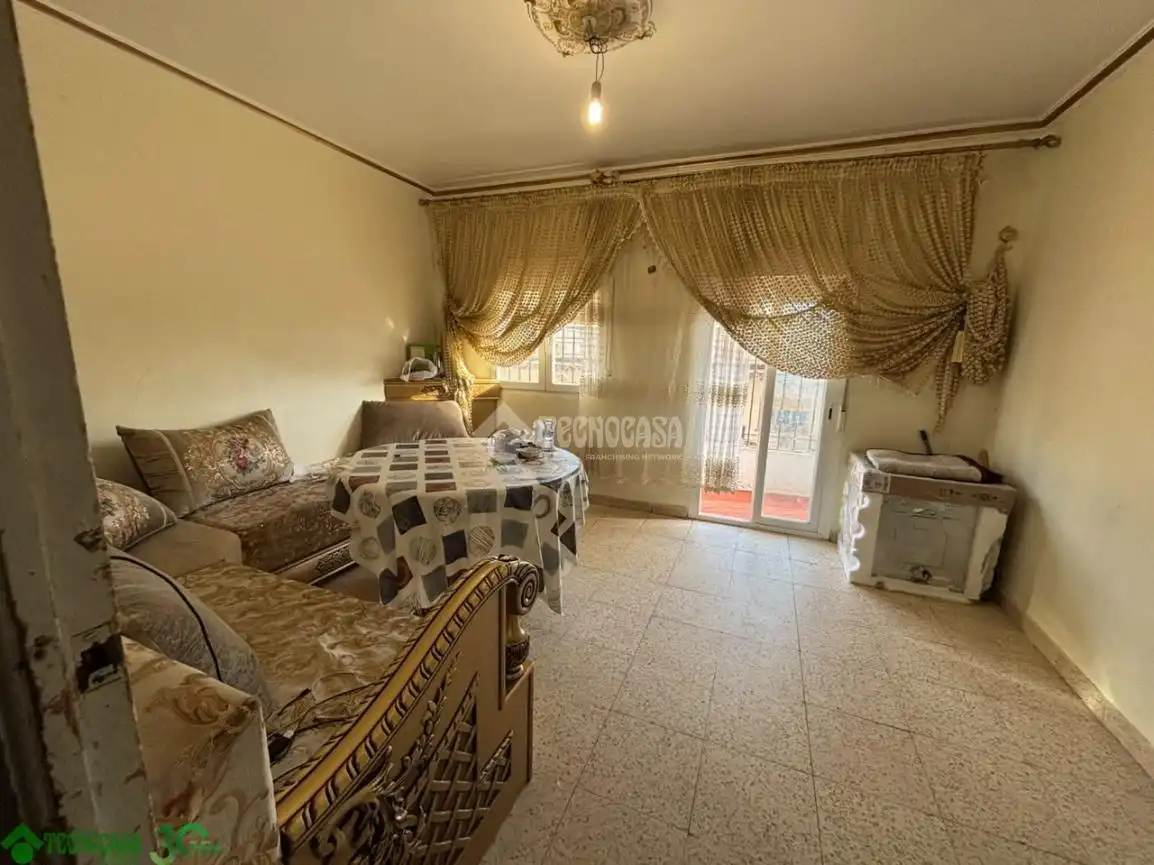 Flat for sale in C. Hospital