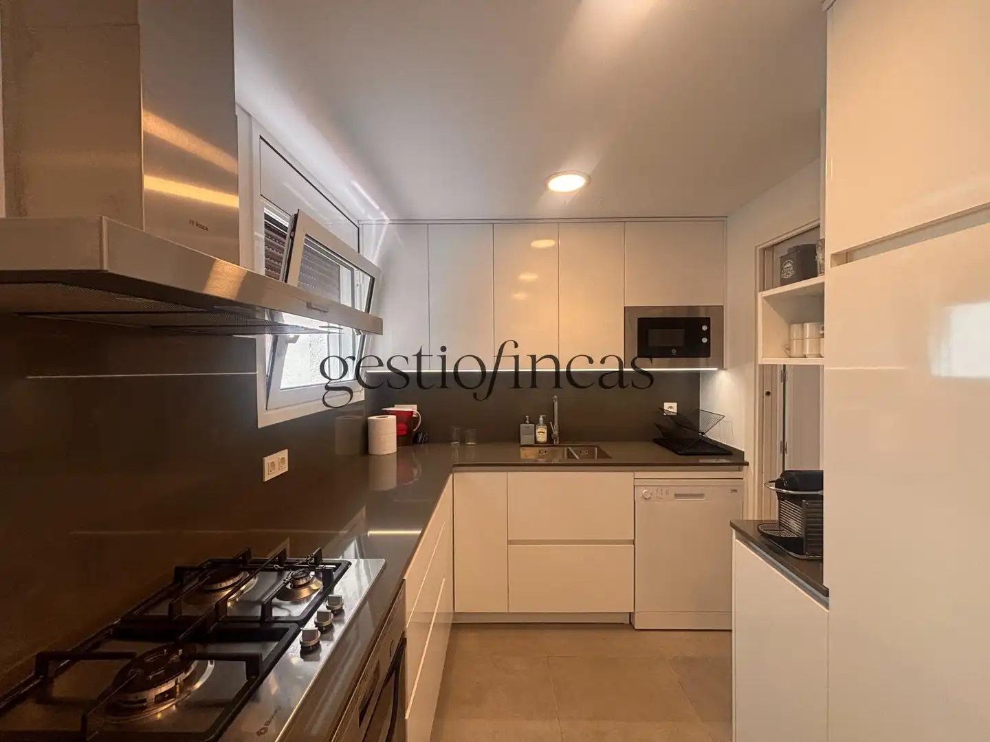 Cocina de Apartamento de alquiler en Cambrils con Aire acondicionado, Calefacción y Terraza