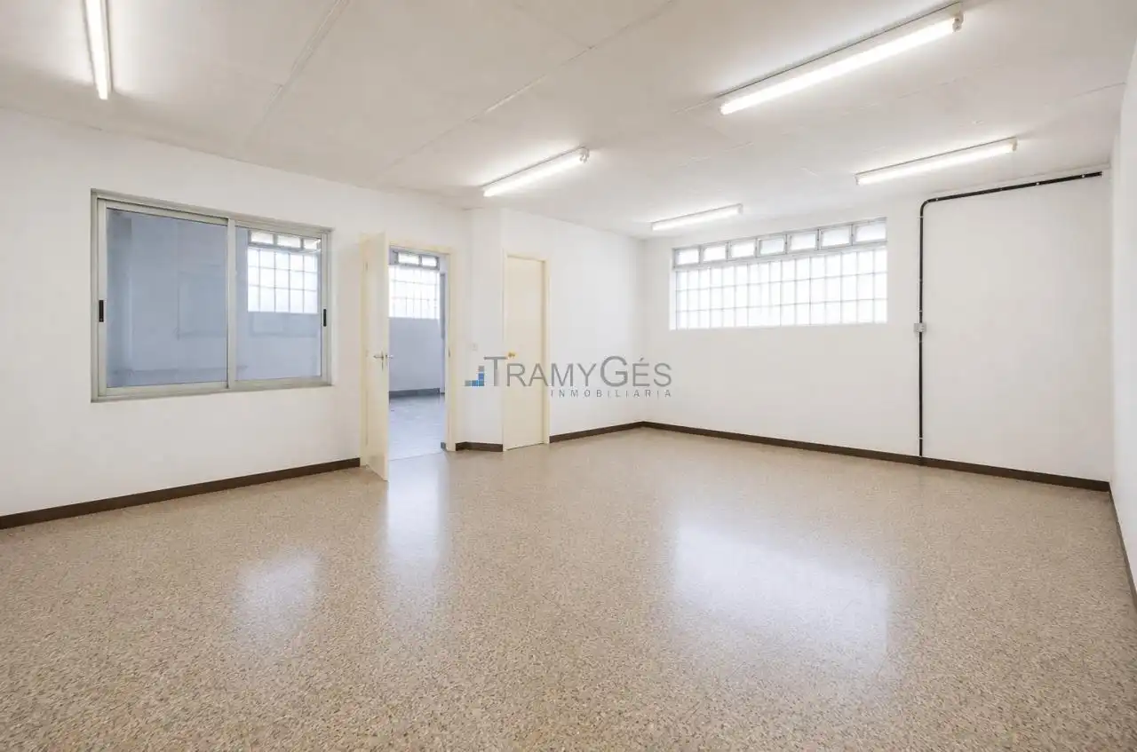 Business premises for sale in COLON