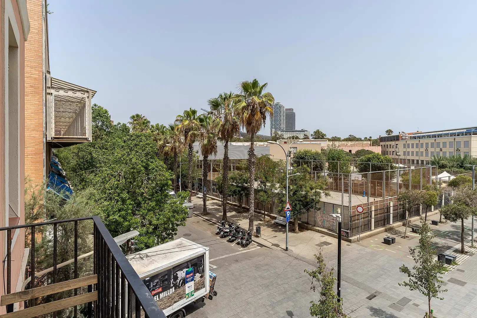 Terrace of Apartments for sale in Barcelona  with Air Conditioner, Furnished and Washing machine