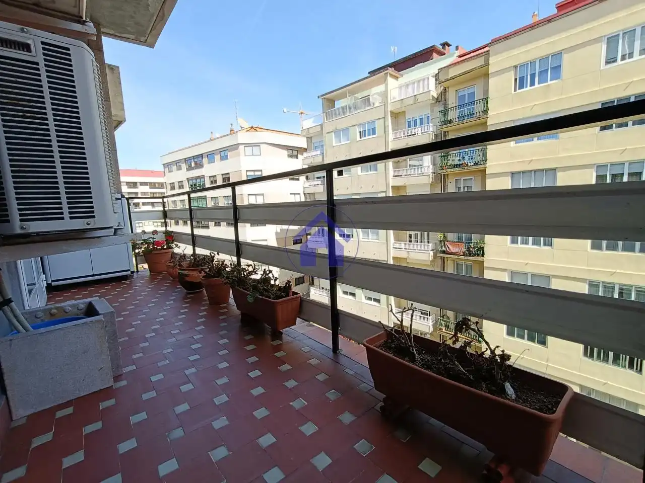 Terrassa de Pis de lloguer en Vigo  amb Calefacció, Parquet i Terrassa