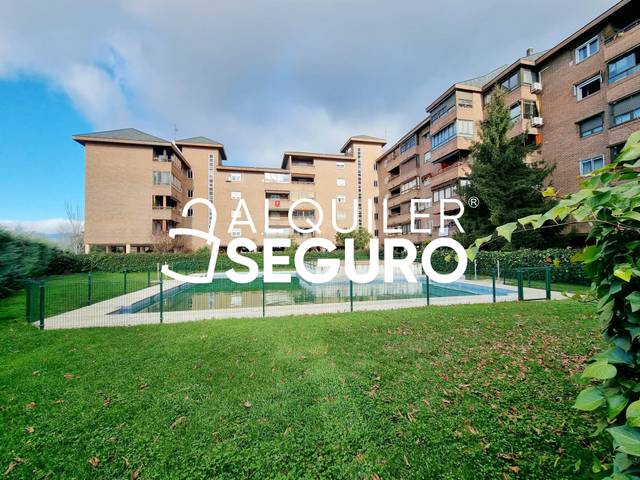 Piso en Alquiler en Batalla de Bailén en Villalba Estación