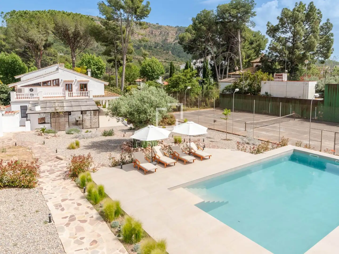 Piscina de Casa o xalet de lloguer en Náquera amb Aire condicionat, Calefacció i Jardí privat