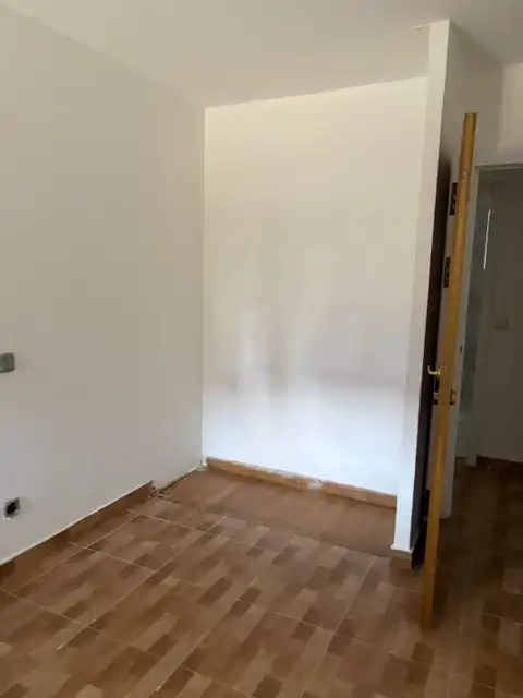 Flat with lift for sale in Calle de Domingo Párraga, imagen 5