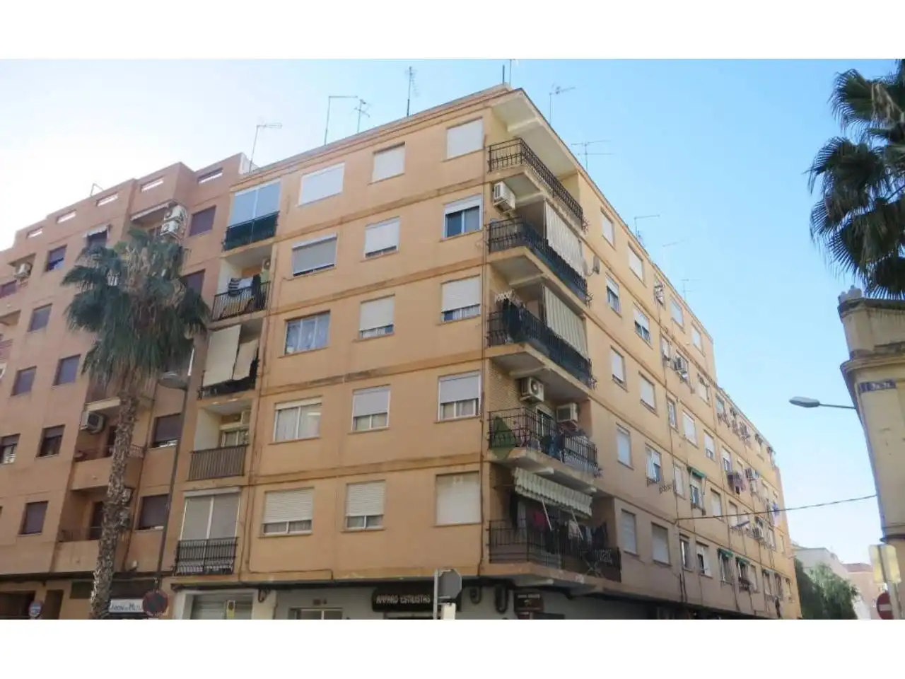 Exterior view of Flat for sale in Torrent  with Air Conditioner, Heating and Parquet flooring