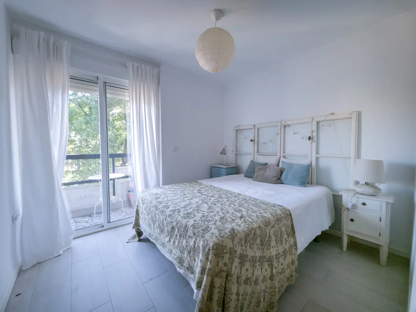 Bedroom of Apartments for sale in Sevilla  with Air Conditioner and Terrace