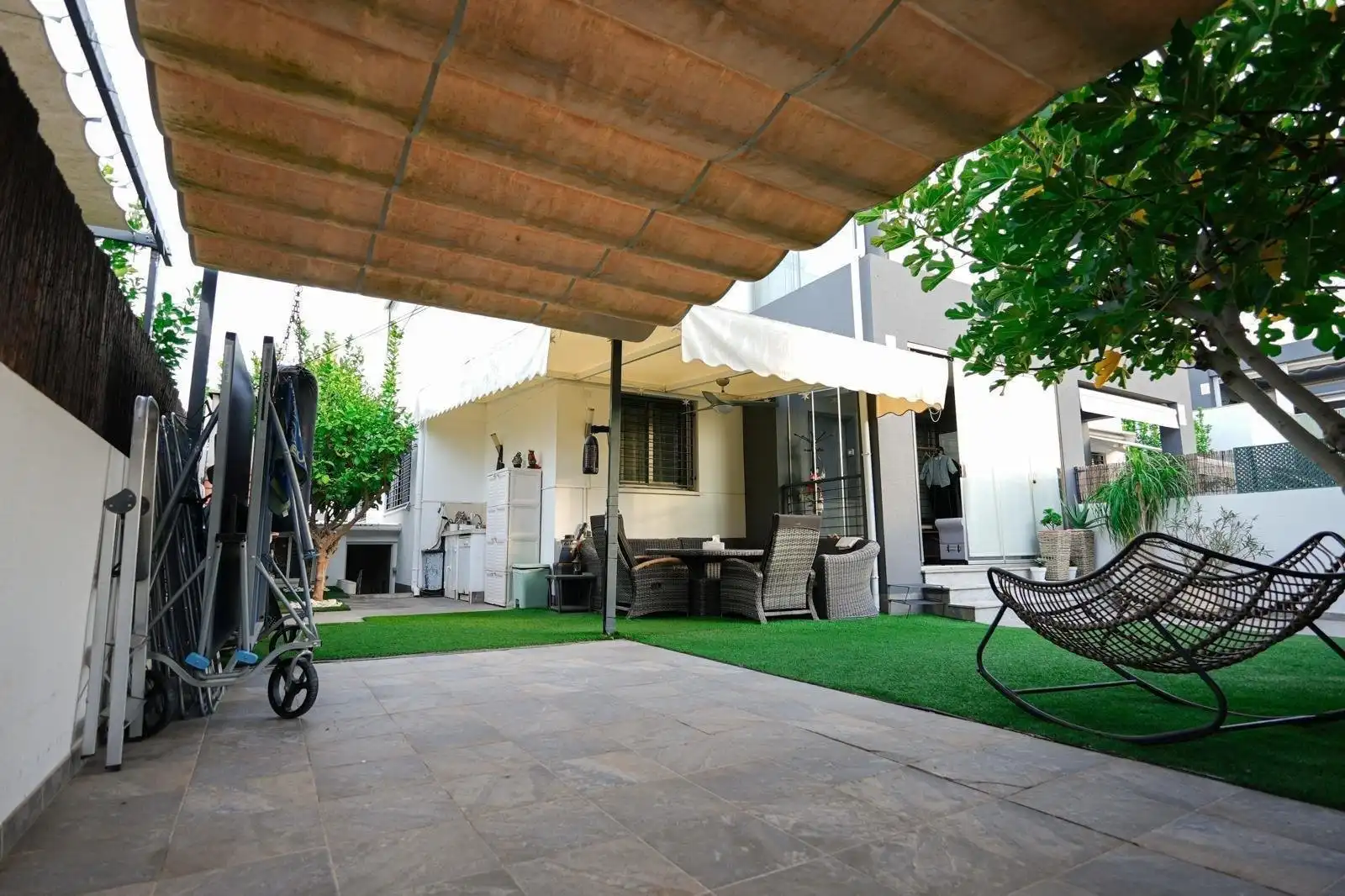 Terrasse von Country house zum Verkauf in Torrevieja mit Privatgarten, Schwimmbad und Möbliert