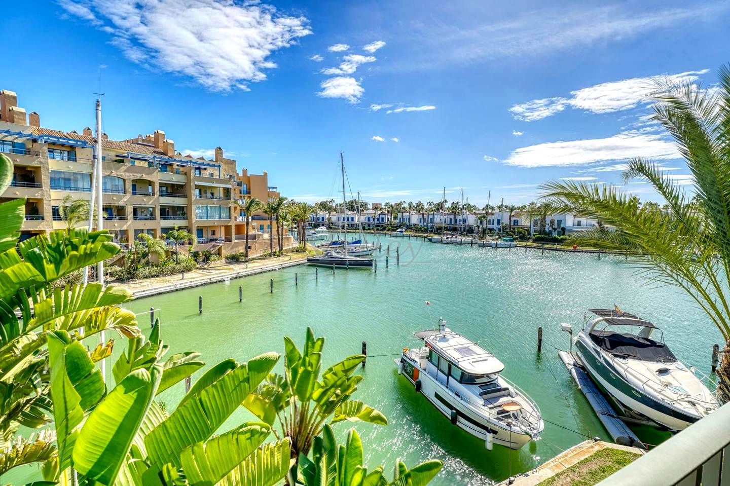 Apartamento en venta en Isla Tortuga, Puerto de Sotogrande - La Marina