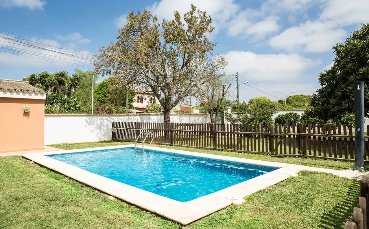 Piscina de Casa o chalet de alquiler en Chiclana de la Frontera con Piscina y Amueblado