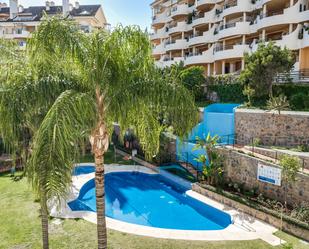 Piscina de Apartament en venda en Marbella amb Aire condicionat, Terrassa i Piscina