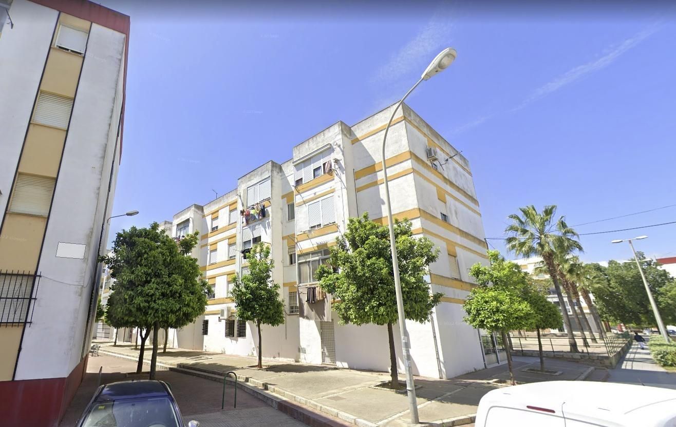 Vista exterior de Piso en venta en  Huelva Capital