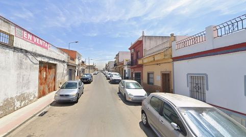 Foto 2 de Casa o chalet en venta en Calle Azofairon, Centro - Doña Mercedes, Dos Hermanas