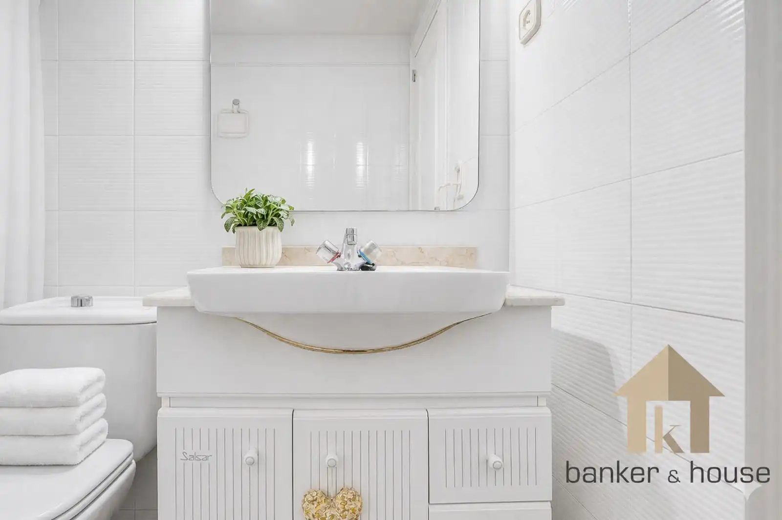Bathroom of Detached homes for sale in Cerdanyola del Vallès  with Air Conditioner, Heating and Terrace