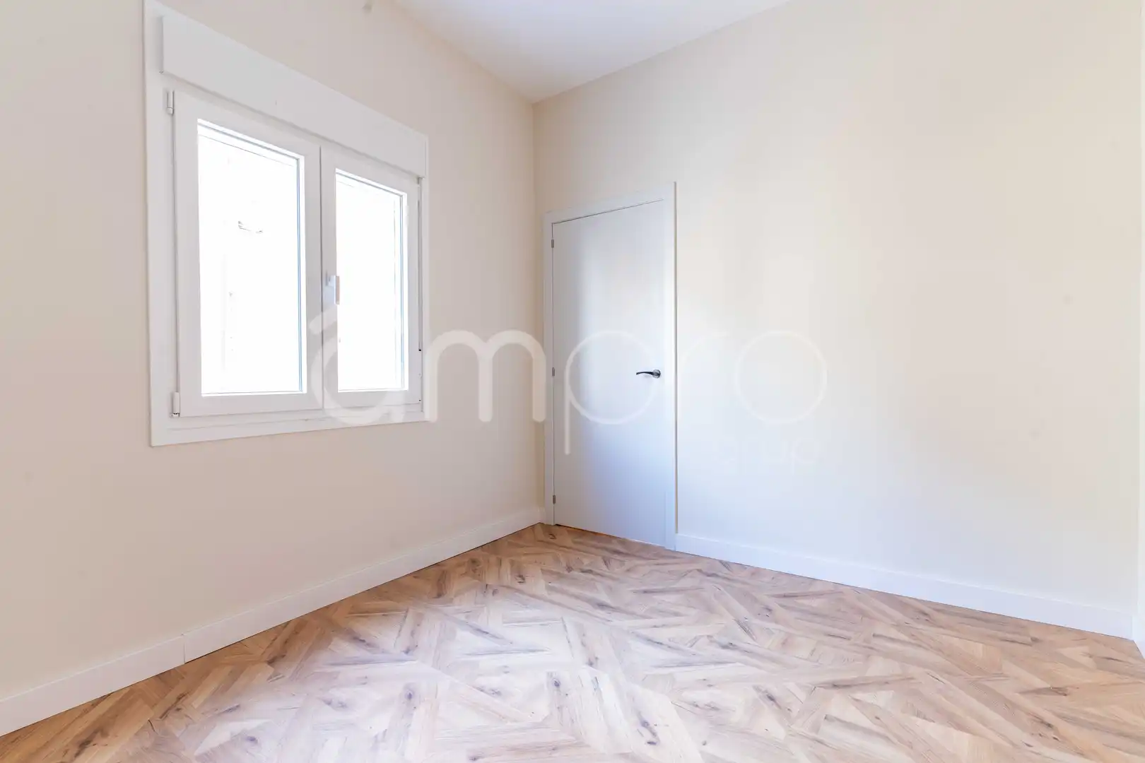 Schlafzimmer von Wohnung zum Verkauf in Tarragona mit Klimaanlage