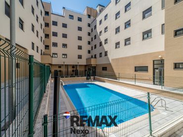 Flat with balcony for sale in Calle Felipe Guillén