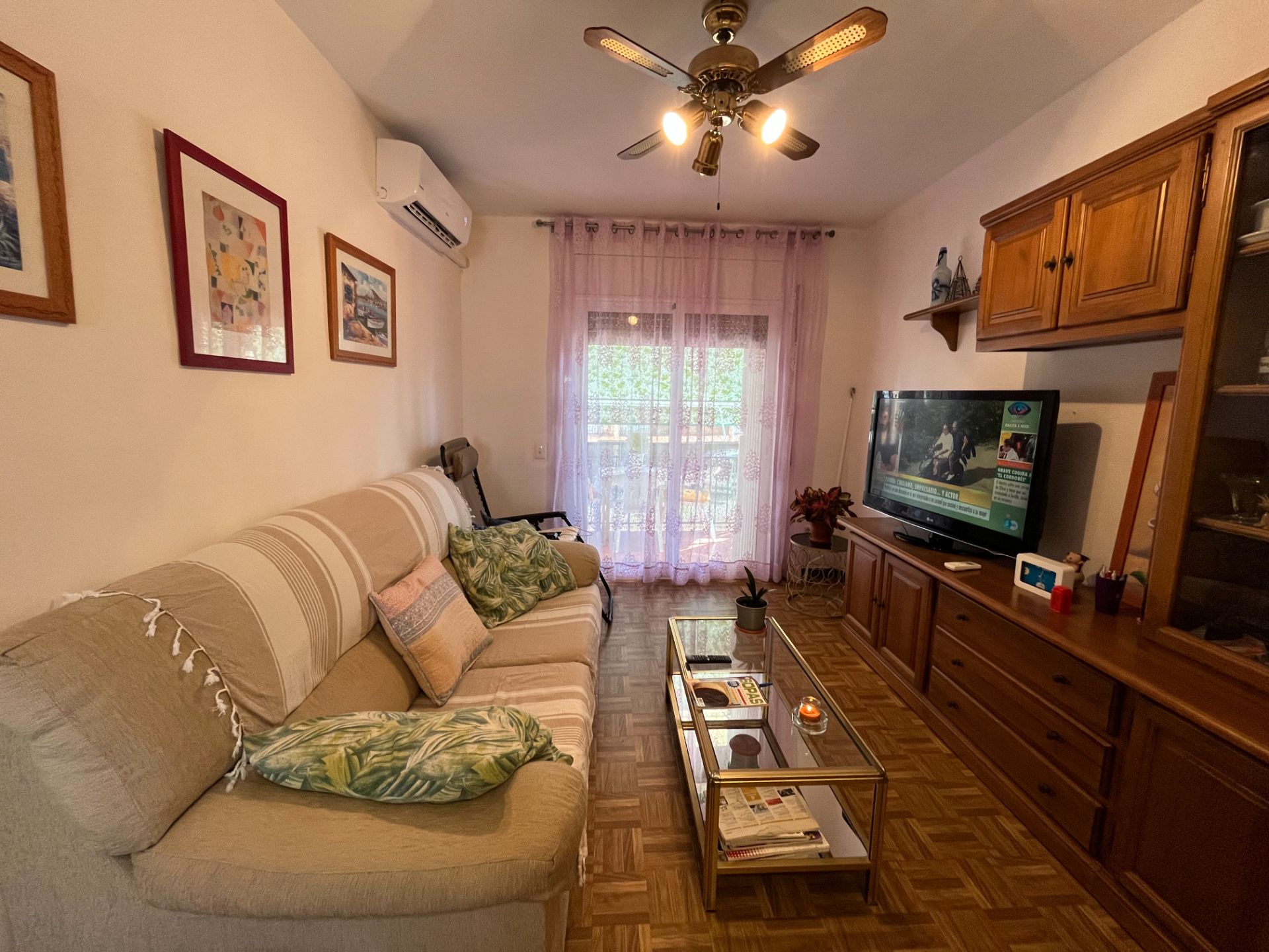 Living room of Flat to rent in El Vendrell  with Air Conditioner, Heating and Furnished